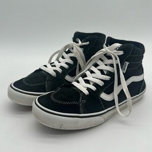 Vans Sk8-Hi Sneakers Youth Size 6.0 High Top Skate Shoes Black White